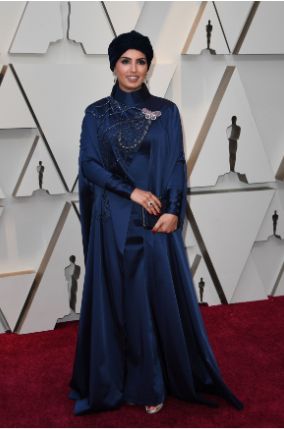 Oscars 2019: Red Carpet Dresses That Would Work as Hijab Evening Gowns Teal Carpet, 2019 Red Carpet, Oscars Red Carpet, Carpet Pattern, Classic Hollywood Glamour, The Oscars, Celebrity Red Carpet, Red Carpet Dresses, Carpet Runner