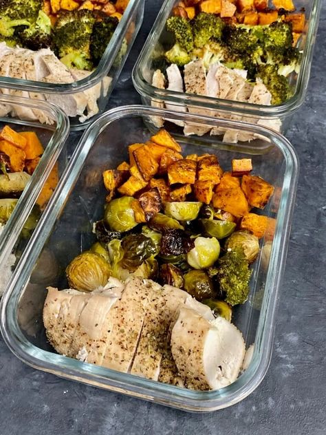 Container Meal Prep, Amazing Chicken Breast Recipes, College Lunch, Veggie Meal Prep, Veggie Meal, Sheet Pan Dinners Chicken, Chicken And Veggies, Best Meal Prep, Low Carb Meal Prep