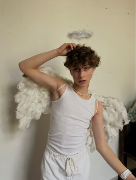 #halloween #costumeidea #inspiration #angel Angel Costume Men Halloween, Angel Men Aesthetic, Men’s Angel Costume, Nonbinary Halloween Costumes, Boy Angel Costume, Male Angel Costume, Boys Angel Costume, Angel Costume Men, Angel Boy Aesthetic