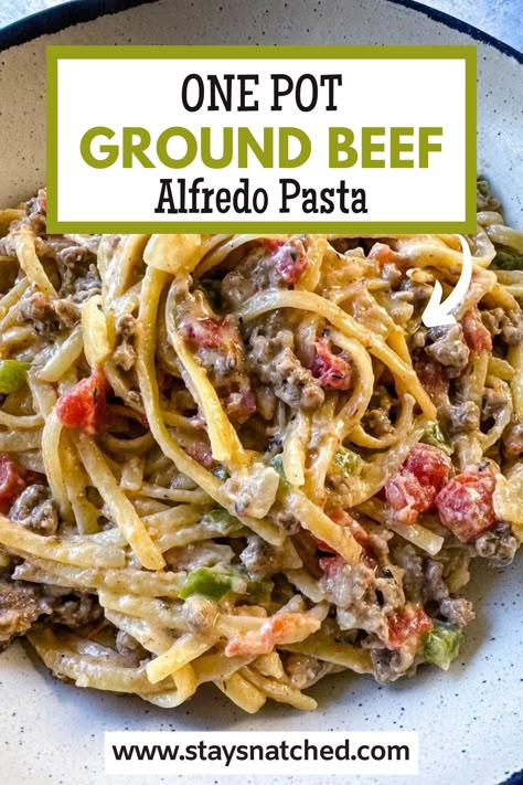 This one pot ground beef alfredo pasta is a game-changer for busy weeknight dinners! With no need to pre-boil the pasta, it saves you time and dishes. Seasoned ground beef is combined with a creamy Parmesan sauce, all cooked to perfection in one pot. This family-favorite is quick and delicious! Ground Beef Linguine Recipes, One Pot Ground Beef Pasta, Ground Beef Fettuccine Recipes, Creamy Hamburger Pasta, Alfredo With Ground Beef, Easy Ground Beef Dinner Recipes Quick, Ground Beef Alfredo Pasta Recipes, Beef Alfredo Pasta Recipes, Ground Turkey Alfredo Pasta