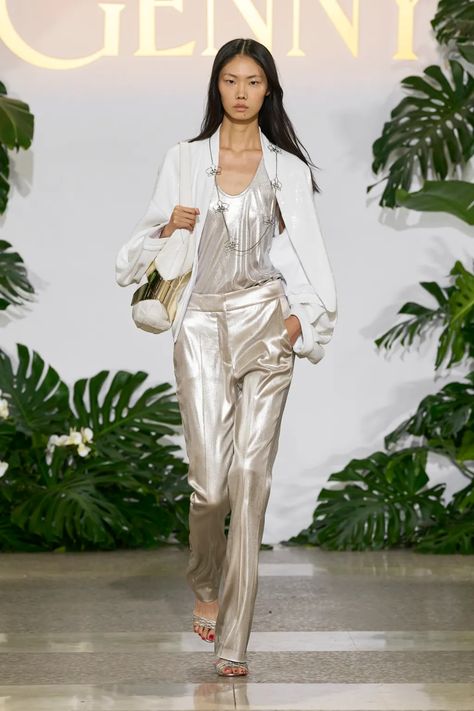 2024 Runway, Runway Magazine, Spring Summer Fashion Trends, Summer Runway, Spring Inspo, Fashion Archive, Trend 2024, Boutique Interior, Estilo Chic