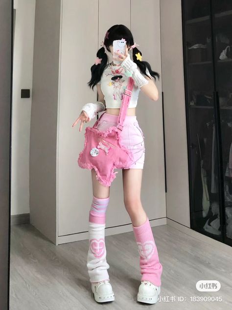 Outfit Icon, Harajuku Outfits, Asian Street Style, Kawaii Fashion Outfits, Swaggy Outfits, Alternative Outfits, Pink Outfits, Really Cute Outfits, Kawaii Clothes