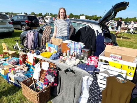 Car Boot Sale Display Ideas, Car Boot Sale Display, Car Boot Sale, Selling Tips, Money Belt, Car Boot, Sales Tips, Mean People, Bank Holiday Weekend