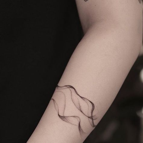 M u n x o on Instagram: "Smokey armband for Michaela, @studio__absent . . . . . . . . . . . . . . . . . #melbourne #melbournetattoo #armbandtattoo #armbandtattoos #smokeytattoo #abstracttattoo #abstracttattoos #abstracttattoosubmission #abstracttattooing #contemporarytattooing #contemporarytattooing #contemporarytattoo #finelinetattoo #finelinetattoos" Abstract Brush Tattoo, Brush Strokes Tattoo Design, Smokey Tattoo, Smoky Tattoo Sleeve, Smokey Background Tattoo, Smokey Abstract Tattoo, Melbourne Tattoo, Key Tattoo, Armband Tattoo