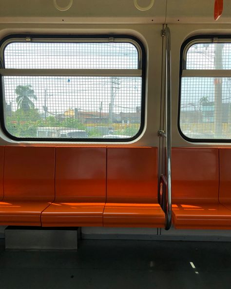 Subway Art Reference, Subway Drawing Reference, Public Transportation Aesthetic, Public Transport Aesthetic, Tram Aesthetic, Metro View, Metro Train, Episode Backgrounds, Sunrise Art