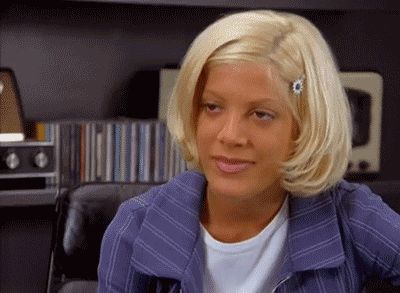 Tori Spelling 90s, Got Braids, Tori Spelling, Beverly Hills 90210, 90s Vibes, 90s 2000s, 90s Fashion, Beverly Hills, Look At