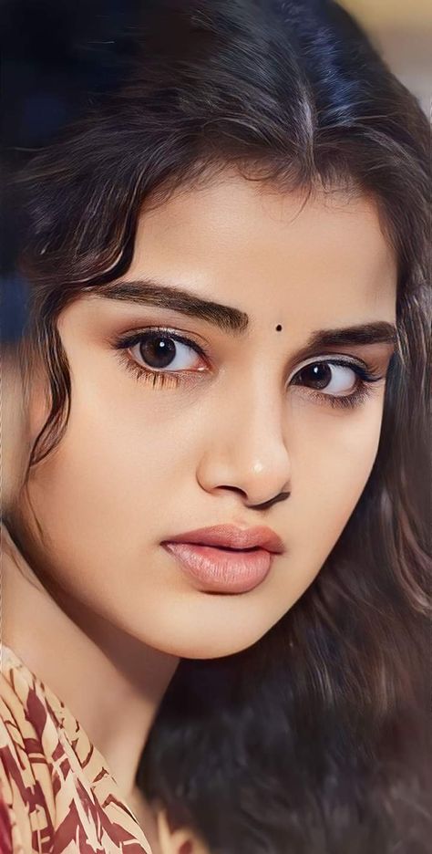 Thanimai Images, Anupama Parameswaran Cute Face, Indian Eyes, Gals Photos, Anupama Parameswaran, Glamour Photo, Photo Pose For Man, Celebrity Beauty, Without Makeup