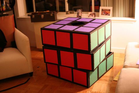 How to build a Rubiks Cube Costume - a set on Flickr Rubix Cube Costume, Kids Homemade Halloween Costumes, Rubiks Cube Costume, Costumes Homemade, Halloween Costumes Kids Homemade, Rubics Cubes, Homemade Pictures, Purim Costumes, Halloween Costumes Ideas