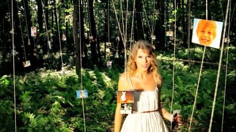 Mine Taylor Swift, Mine Music Video, Taylor Swift Mine, Taylor Swift Speak Now Era, Taylor Swift Birthday Party, Taylor Swift Book, Old Maid, Taylor Swift Fashion, High And Dry