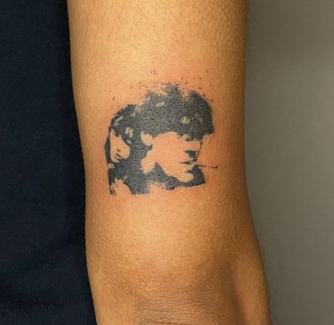 Wong Kar Wai Tattoo, Target Tattoo, Slowdive Tattoo, A24 Tattoo, Fallen Angel Tattoo, Theme Tattoo, Red Tattoos, Stylist Tattoos, Tattoo Style Drawings