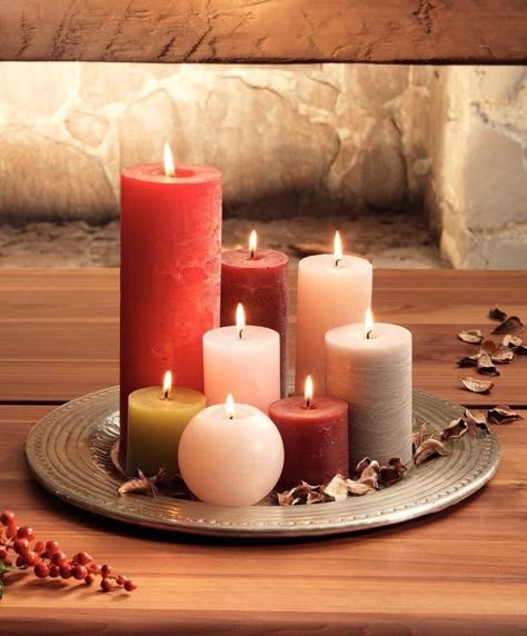 Good Night Sweetheart, Decoration Buffet, Velas Candles, Candle Arrangements, Table Decor Living Room, Plate Decor, Candles Crafts, Candle Stand, Decorating Coffee Tables