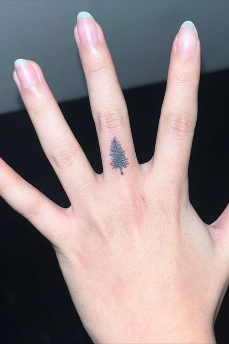 A fan of forest bathing? Carry a tree on your finger everyday to remind you to stop and breathe. 📸miantatu Inside Finger Tattoo Cover Up Ideas, Tree Finger Tattoo, Finger Tattoo Idea, Tree Tattoo Finger, Scratch Tattoo, Inside Finger Tattoos, Tattoo Finger, Larch Tree, City Tattoo