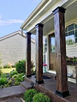 Wood Columns Porch, Wood Column Wrap, Interior Column Design, Porch Post Ideas, Porch Column Wraps, Interior Pillars, House Pillars, Porch Pillars, Exterior Columns