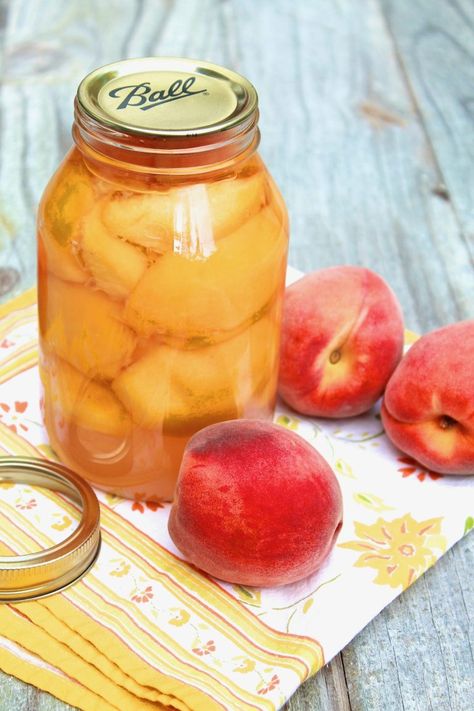 Small Batch Canned Peaches – The Fountain Avenue Kitchen How To Can Peaches, Ginger Food, Can Peaches, Pie Fillings, Canning Peaches, How To Peel Peaches, Dessert Oreo, Canning Fruit, Tastes Better From Scratch