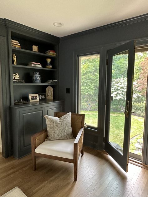 Benjamin Moore Anchor Gray was used for the walls and built-ins in this modern sitting area in Westfield, NJ. Benjamin Moore Anchor Gray, Modern Sitting Area, Homburg Gray, Dark Grey Bedroom, Dark Gray Bedroom, Homburg, Grey Bedroom, Sitting Area, Benjamin Moore