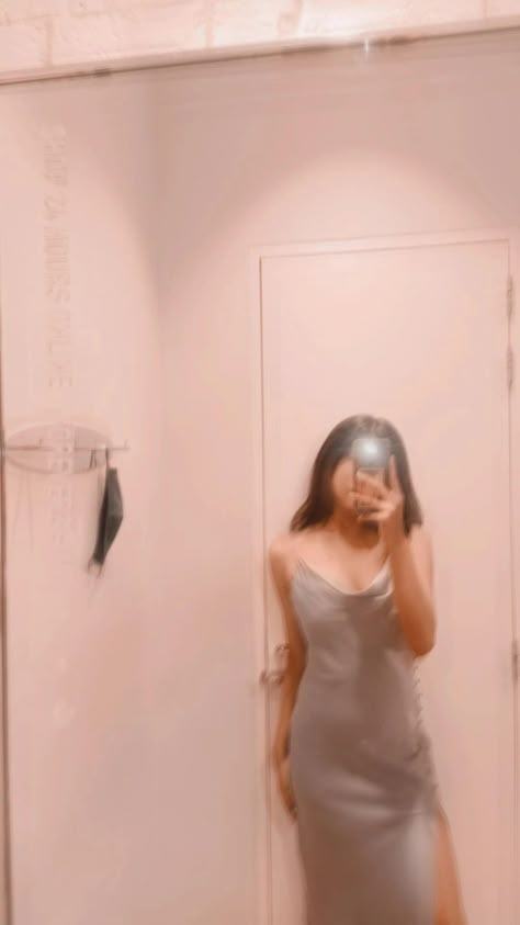 mirror selfie, satin dress,trial room One Piece Dress Mirror Selfie, Satin Dress Mirror Selfie, Short Dress Mirror Selfie, Washroom Mirror Selfie, Hot Mirror Poses For Instagram, Room Selfies Instagram, Trial Room Selfies, Mirror Selfie Photos, Night Mirror Selfie