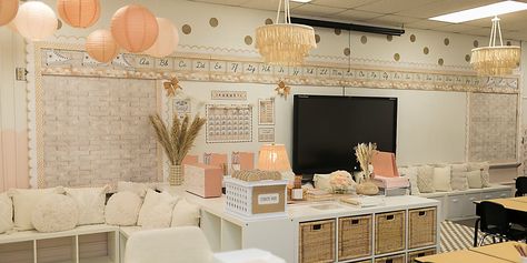 Neutral Classroom, Classroom Decor Ideas, Neutral Classroom Decor, Calm Classroom, Classroom Makeover, Decor Classroom, Classroom Transformation, Classroom Setup, Gen Z