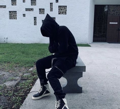 Rick Owens Geobasket Outfit, Rick Owens Outfit Men, Rick Owen Outfit, Rick Owens Outfit, Rick Owens Geobasket, Rick Owens Shoes, Rick Owens Sneakers, Black Outfit Men, Black Milk