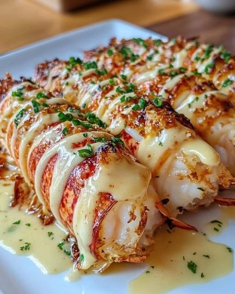 Meals And Munchies Seafood Dinner Recipes, Lobster Dishes, Lobster Recipes Tail, Yummy Seafood, Healthy Food Dishes, Lobster Recipes, God Mat, Food Recepie, Seafood Dinner