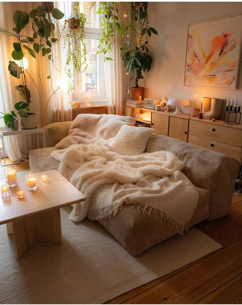 Earthy Living Room, Pinterest Room, Cosy Room, Dream Apartment Decor, Cozy Living Spaces, Dekorasi Kamar Tidur, Room Goals, Cozy Room Decor, Apartment Decor Inspiration