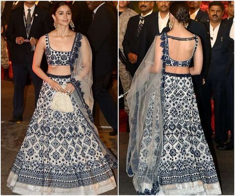 Alia Bhatt Looks, Manish Malhotra Lehenga, Indian Blouse Designs, Blouse Lehenga, Sari Design, White Lehenga, Lehnga Dress, Lehenga Blouse Designs, Backless Blouse Designs