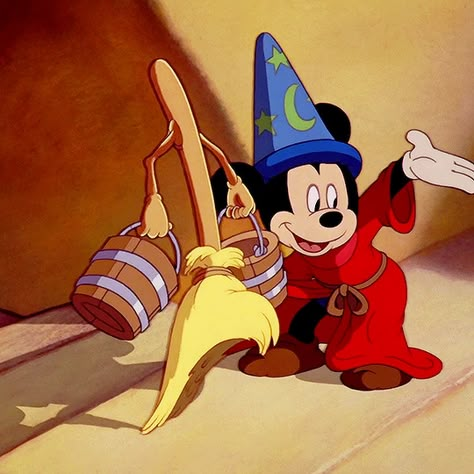 in Disney’s Fantasia (1940) Old Disney Aesthetic Mickey, Mickey Mouse Disney World, Disney Cartoons Aesthetic, Disneys Fantasia, Fantasia Tattoo, Disney Movie Aesthetic, Old Disney Characters, Happily Ever After Disney, Fantasia Mickey Mouse