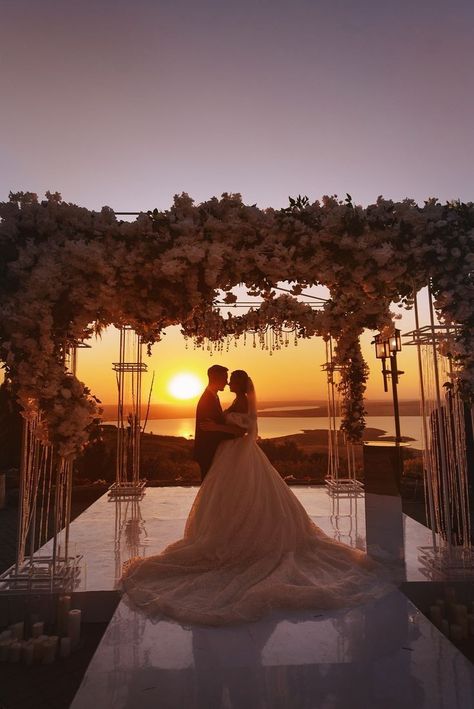 Sunset Beach Weddings, Dream Marriage, Dream Wedding Reception, Oceanfront Wedding, Dream Beach Wedding, Dream Wedding Decorations, Dream Wedding Venues, Dream Wedding Ideas Dresses, Future Wedding Plans