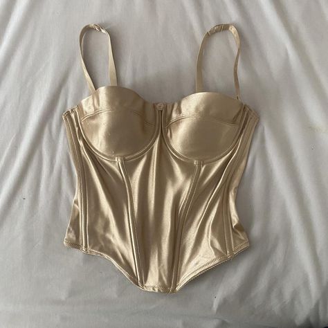 90s/ early 00s gold satin corset With adjustable... - Depop Satin Pants Outfit, Gold Corset, Bronze Colour, Virtual Wardrobe, Fashion Design Collection, Satin Corset, Satin Pants, Gold Satin, Urban Outfitters Women