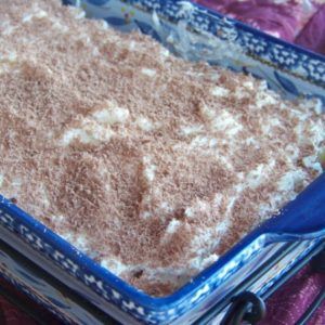 Twinkie Tiramisu, Breakfast Southern, Banana Split Dessert Recipes, Mrs Happy Homemaker, Chocolate Covered Coffee Beans, Banana Split Dessert, Vegetarian Cake, Icebox Cake, Vanilla Wafers