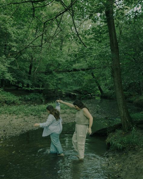 trying to convince the world that queer love is the sweetest one photo at a time 🤎🏳️‍🌈 #mdphotographer #marylandphotographer #dmvphotographer Queer Love Aesthetic, Queer Photoshoot, Queer Relationship, Queer Photography, Queer Couples, Relationship Vision Board, All Are Welcome Here, Queer Love, National Novel Writing Month