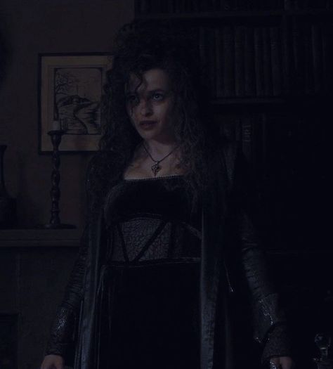 Bellatrix Lestrange Icon, Bellatrix Black Aesthetic, Bellatrix Aesthetic, Belatrix Lestrange, Bellatrix Lestrange Aesthetic, Bellatrix Black, Harry Potter Bellatrix Lestrange, Helen Bonham, Walburga Black