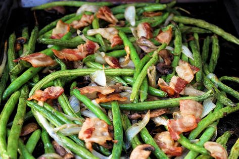 Beans With Bacon, Grilled Side Dishes, Grilling Recipes Sides, Savory Sides, Grilled Corn Salad, Belly Ache, Sides Dishes, Picnic Recipes, Green Beans With Bacon