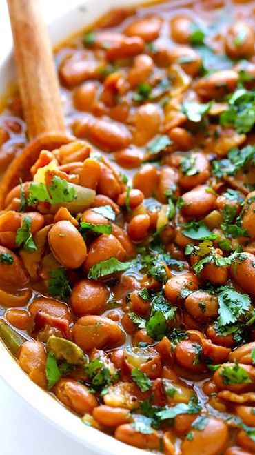 Drunken Beans, Beer Bacon, Gimme Some Oven, Hispanic Food, Beans Recipe, Idee Pasto Sano, Mexican Food Recipes Authentic, Baked Beans, Bean Recipes