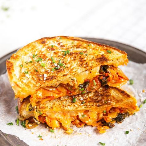 Korean style grilled cheese | New World Korean Grilled Cheese, Chinese Foods, Havarti Cheese, Kimchi Recipe, Perfect Lunch, Fresh Chives, Cheese Serving, Grilled Cheese Sandwich, Bagels