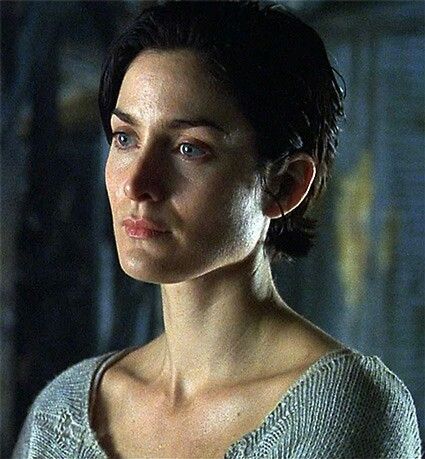 Carrie Anne Moss - Trinity Trinity Matrix Haircut, Trinity Matrix Hair, The Matrix Trinity, Matrix Trinity, The Matrix 1999, There Is No Spoon, Matrix 1999, Matrix Movie, Movie Core