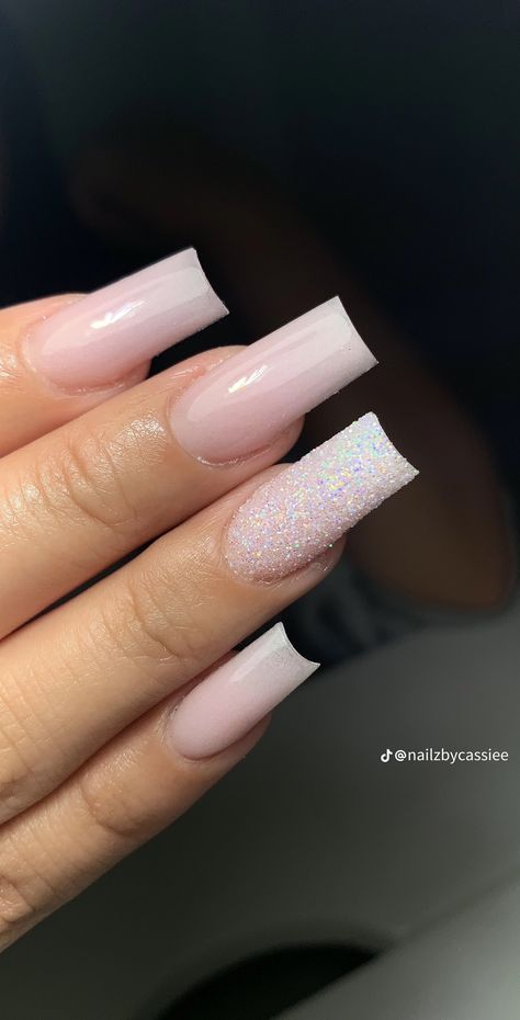 Nails Acrylic Ombre Pink, Nails Acrylic Ombre, Sparkly Pink Nails, Acrylic Ombre, Square Gel Nails, Pink French Nails, Unghie Nail Art, Glittery Nails, Ombre Pink