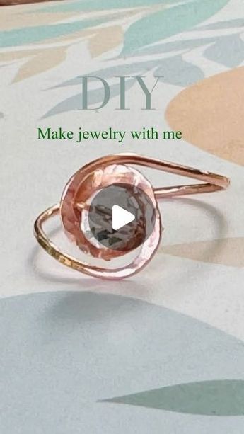 Wire Tutorial Jewelry, Wire Art Tutorial, Wire Rings Ideas, Handmade Rings Diy, Copper Jewelry Tutorial, Wire Wrapped Jewelry Rings, Handmade Rings Tutorial, Wire Rings Tutorial, Diy Wire Rings