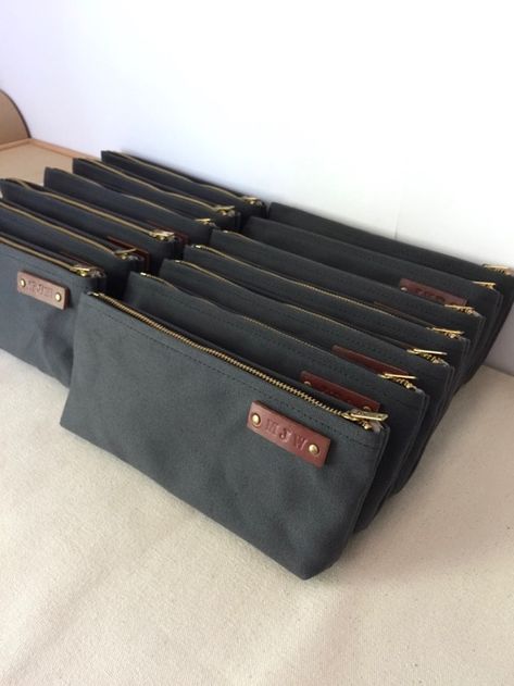 Custom Wedding Gifts: Personalized Groomsmen Stock Pouches - Modern Coup Blog Men Clutch Bag, Wooden Calendar, Tote Bags Sewing, Custom Wedding Gifts, Zippered Tote, Gifts Personalized, Leather Pattern, Waxed Canvas, Storage Pouch