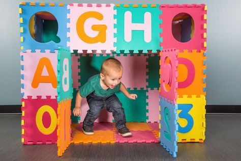 How to Build a Fort with Foam Tiles in 6 Easy Steps: Take your foam floor to the next level with this easy activity. Fun for parents and kiddos alike! Toddler Party Games, Baby Playroom, Foam Tiles, Toddler Playroom, Build A Fort, Children Learning, Dyi Projects, Learning Ideas, Baby Diy