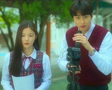 Poong Woon Ho, 20th Century Girl Kdrama, 20 Century Girl, 21st Century Girl, Love Kdramas, 20th Century Girl, Kdrama Couple, China Movie, Byeon Woo Seok