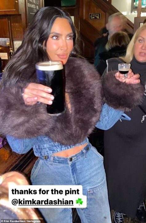 Postgraduate Outfit, Pub Crawl Outfit, Baby Guinness, Pub Outfit, St Patricks Day Outfits, Fur Coat Outfits, Khloe And Tristan, Kim Style, Student Style