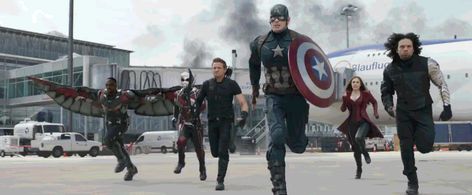 Avengers Animated, Captain America Vs Iron Man, Iron Man Vs Captain America, Avengers Gif, Marvel Gif, Iron Man Avengers, Marvel Comics Superheroes, Captain America Civil, Marvel X