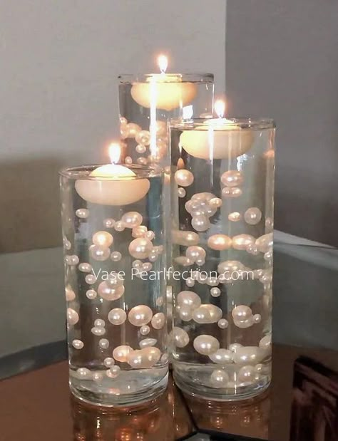 Vase Decorations, Floating Candle Centerpieces, Floating Candle, Tafel Decor, Vase Fillers, Candle Centerpieces, Floating Candles, Paper Towel Rolls, Wedding 2024