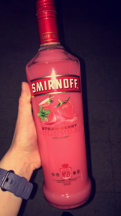 Sourpuss Drinks, Pretty Alcoholic Drinks, Yummy Alcoholic Drinks, Diy Drinks, Pretty Pens, Alcohol Aesthetic, Good Quotes For Instagram, Puff And Pass, Money And Happiness