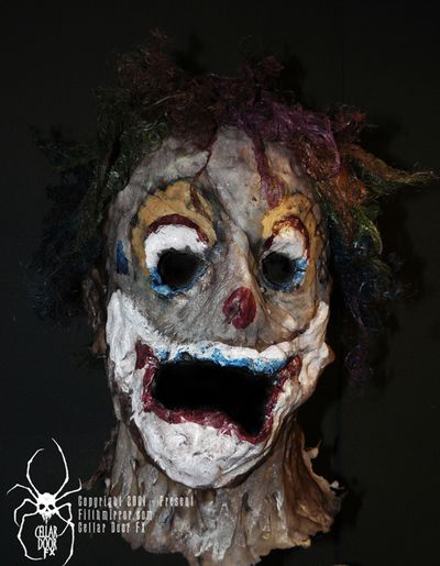 Sketchy the Clown Drawn On Brows, Easy Scary Halloween Decorations, Horror Drawing Ideas, Scare Actor, Creepy Clown Pictures, Half Masks, Scary Paintings, Creepy Masks, Pink Floyd Art