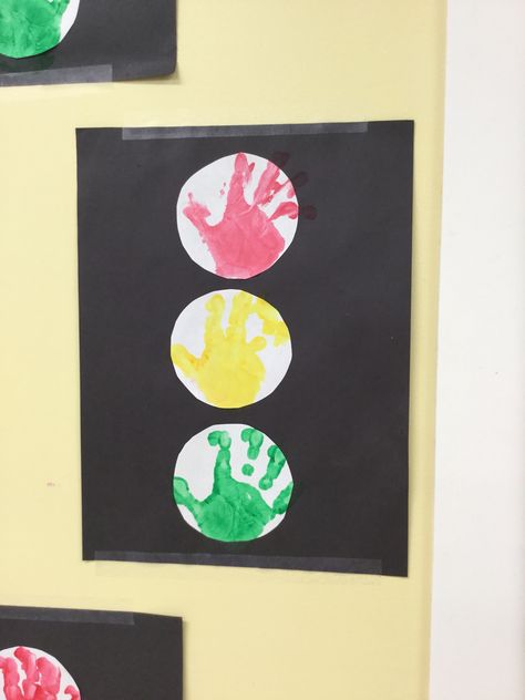 Stop sign handprint art Road Sign Activity For Preschool, Road Safety Art And Craft Preschool, Stop Sign Art Preschool, Preschool Sign Study, School Safety Crafts For Toddlers, Community Helper Infant Art, Community Helpers Handprint Art, Community Helpers Infant Art, Transportation Art For Infants