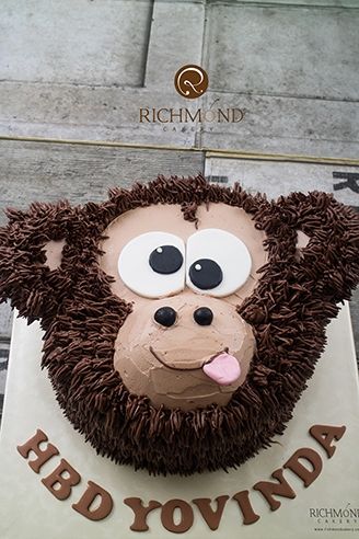 Monkey Cupcake Cake, Monkey Birthday Cakes, Monkey Cupcakes, Monkey Cake, Monkey Birthday, Monkey Face, Cake Shapes, Creative Desserts, Cool Birthday Cakes