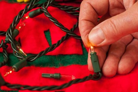 How To Fix Christmas Lights, Christmas Lights Outdoor Trees, Fix Christmas Lights, Electrical Ideas, Christmas Rope Lights, Pendulum Lights, Icicle Christmas Lights, Christmas House Lights, Christmas Tree Storage