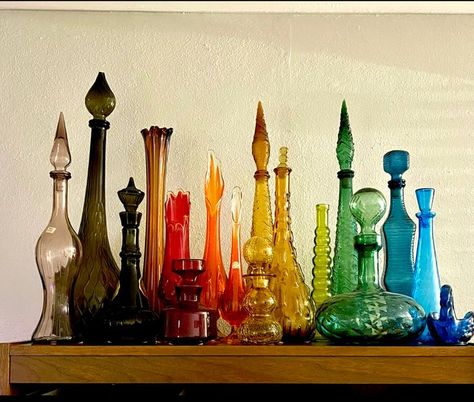 Coloured Glass Vases Decor, Coloured Glass Decor, Rainbow Vase Display, Colored Glass Bottles Decor, Glass Bottle Collection, Rainbow Glass Display, Colored Glass Collection, Swung Vases Display, Swung Vases