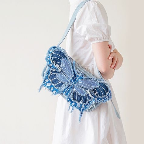 Original Design Butterfly Tassel Denim Wide Shoulder Strap Crossbody Bag Upcycle Crochet, Y2k Fashion Early 2000s Aesthetic, Denim Butterfly, E Girl Fashion, Y2k Fashion Early 2000s, Butterfly Purse, Indie Aesthetic Outfits, Colorful Closet, Dr Accessories